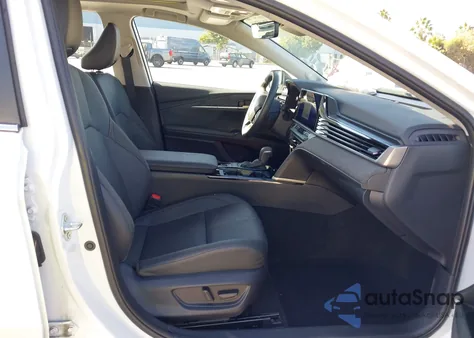 2025 Toyota Camry Xle из США, поврежденный, VIN 4T1DBADK0SU511499